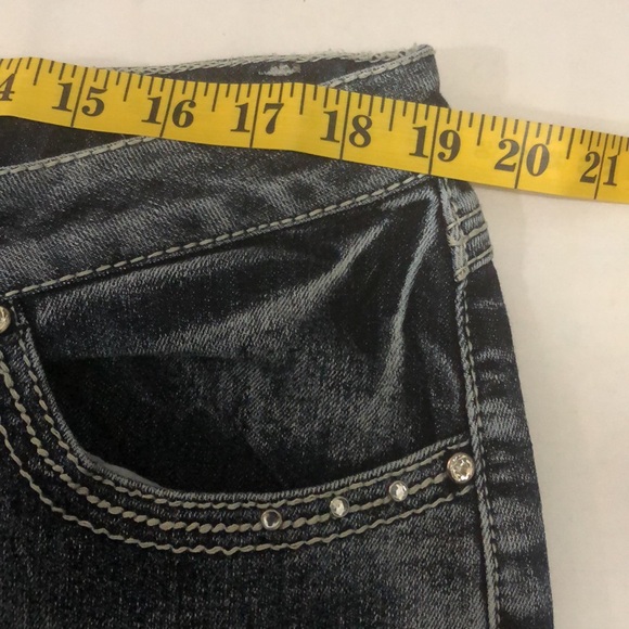 Cato Woman Crop Capri Embellished Rhinestone Cross 5 Pocket sz 18W Blue Whiskers - Picture 10 of 13